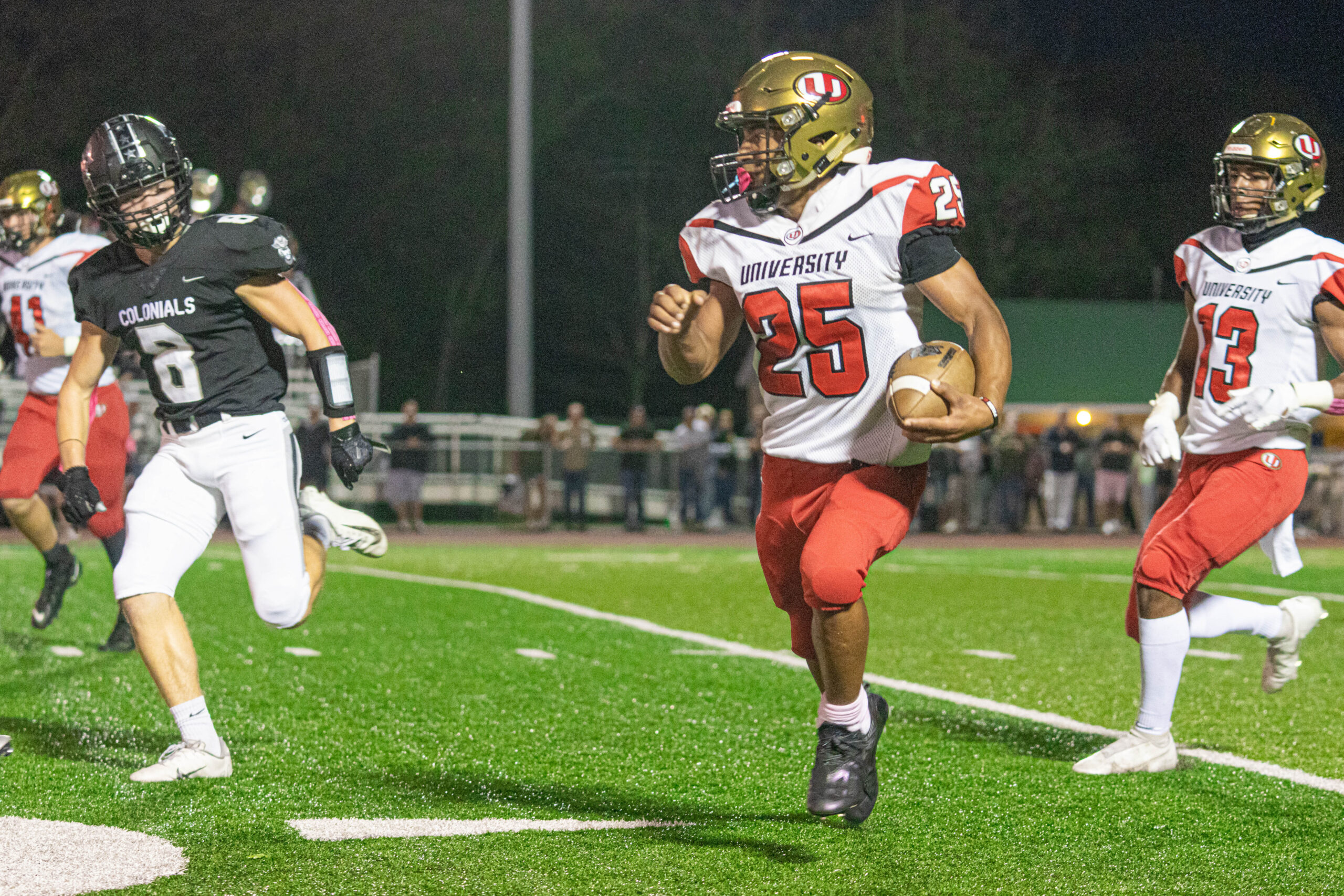 Daminn Cunningham scores four touchdowns at University crushes Buckhannon-Upshur 63-6